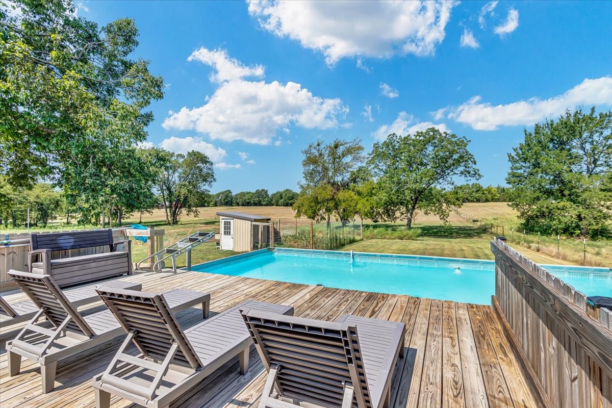 580 Homer Smith Road Van Alstyne TX 75495