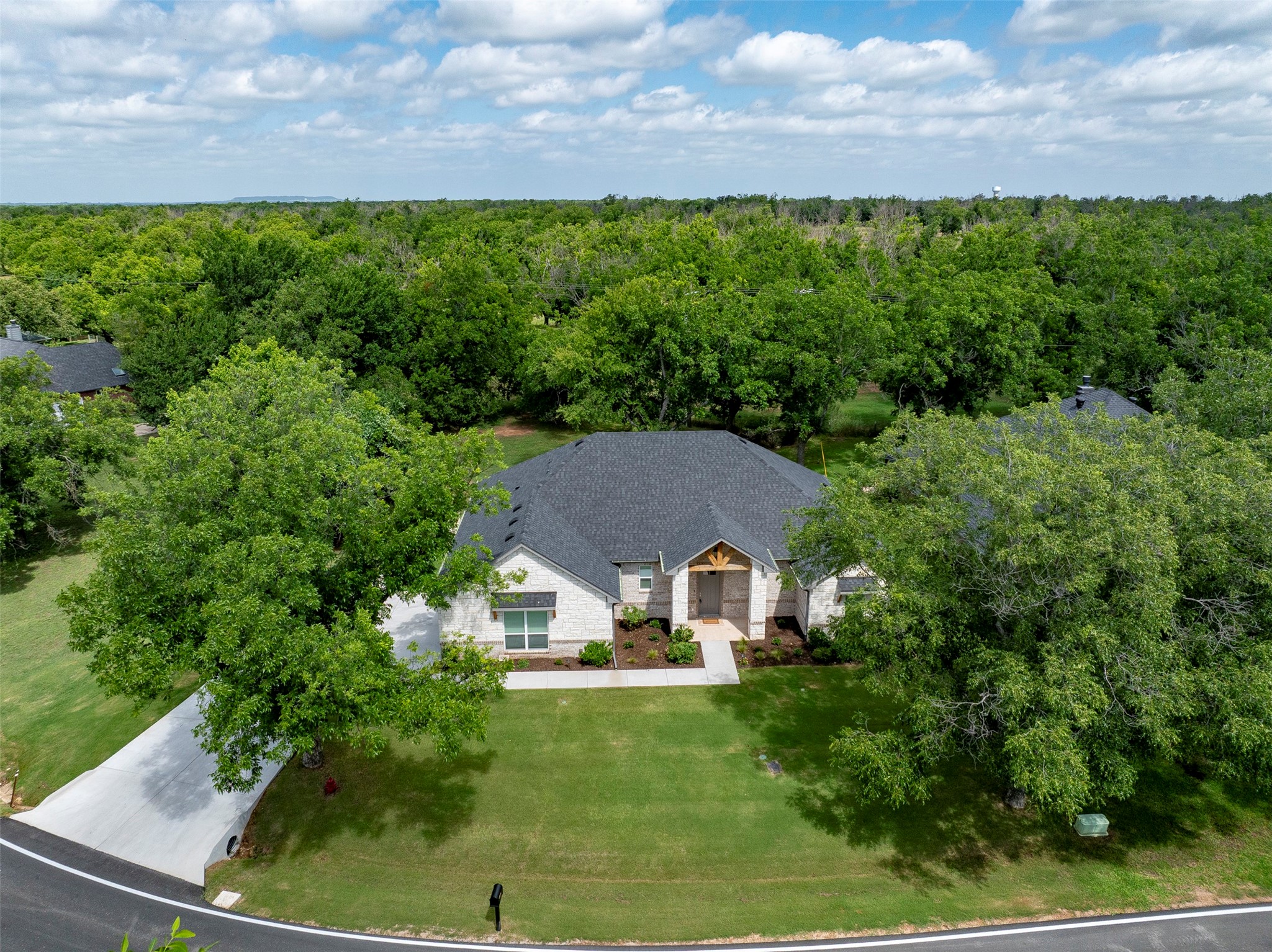 10301 Ravenswood Road Granbury TX 76049