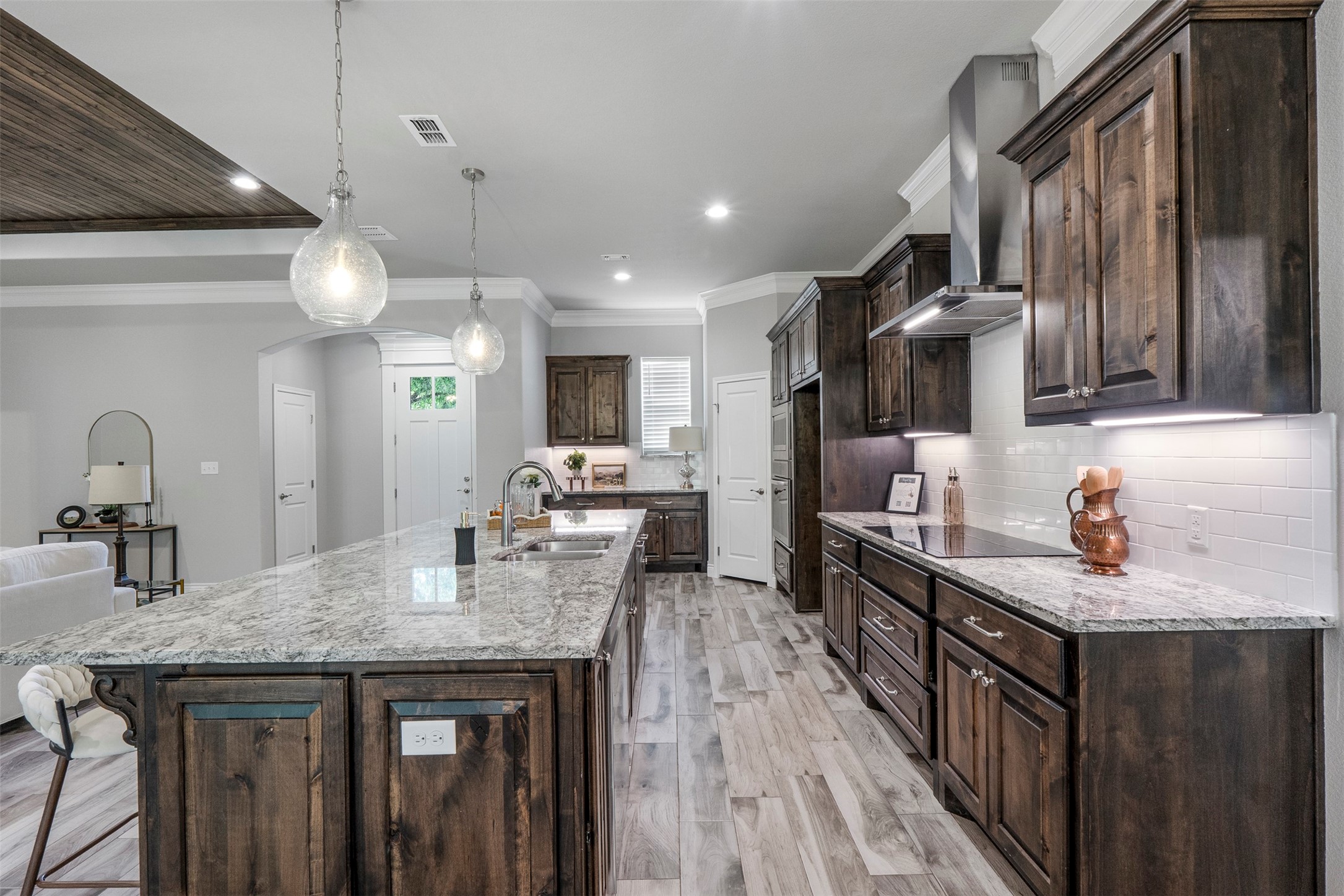 10301 Ravenswood Road Granbury TX 76049