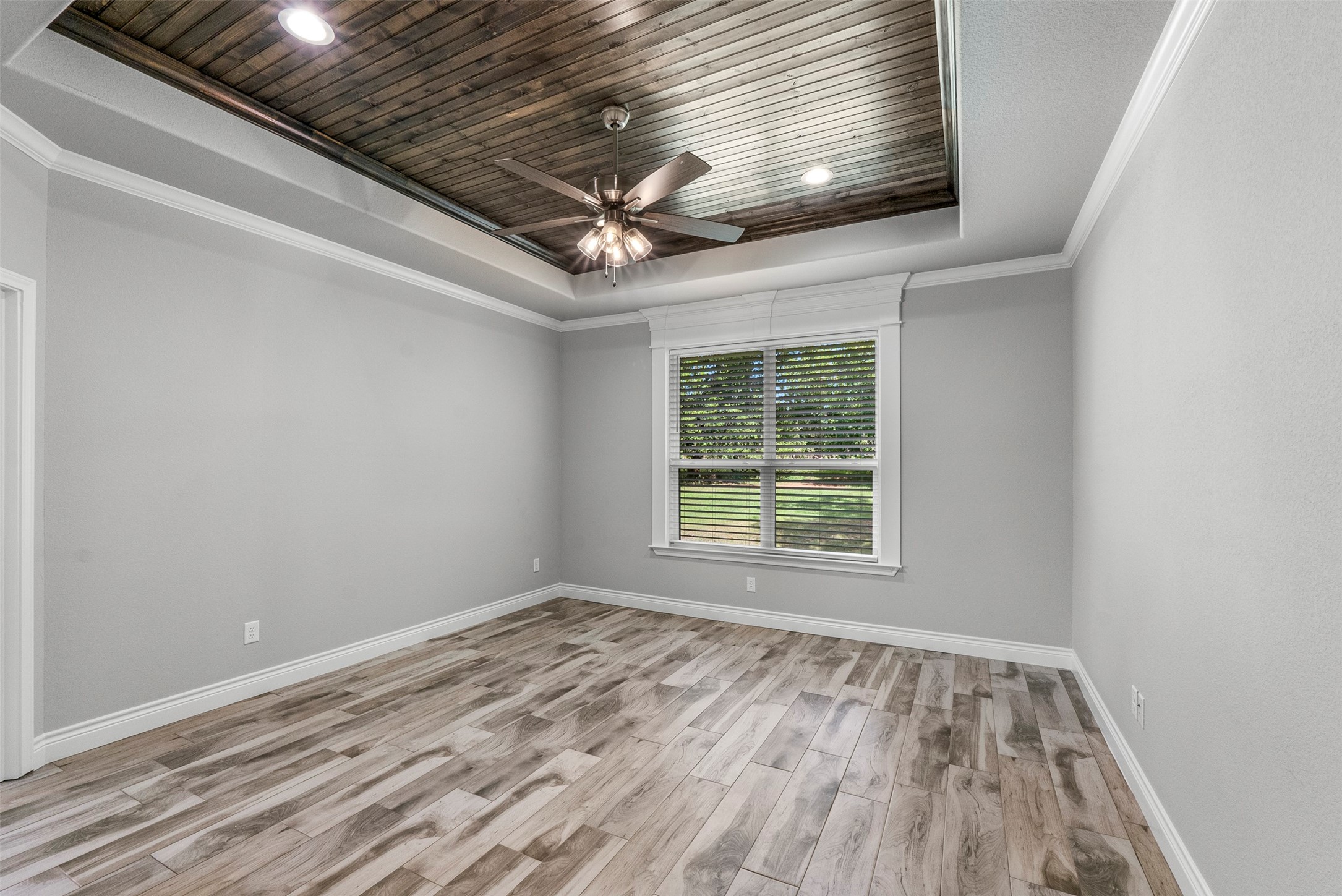 10301 Ravenswood Road Granbury TX 76049