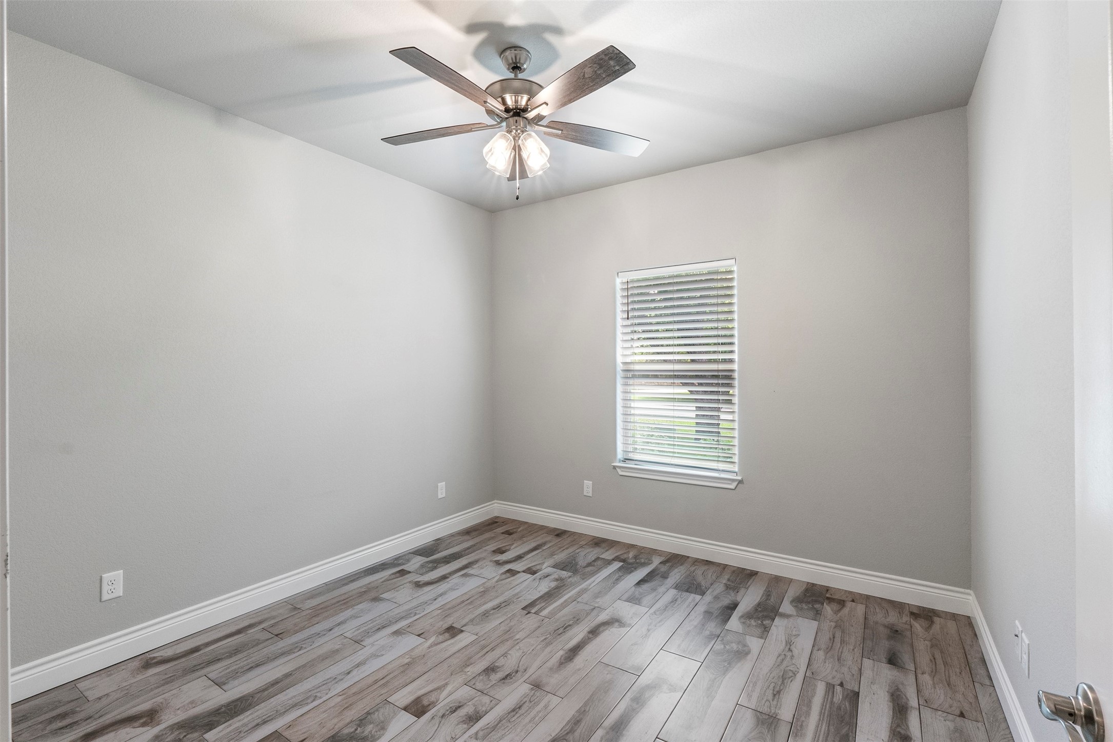 10301 Ravenswood Road Granbury TX 76049