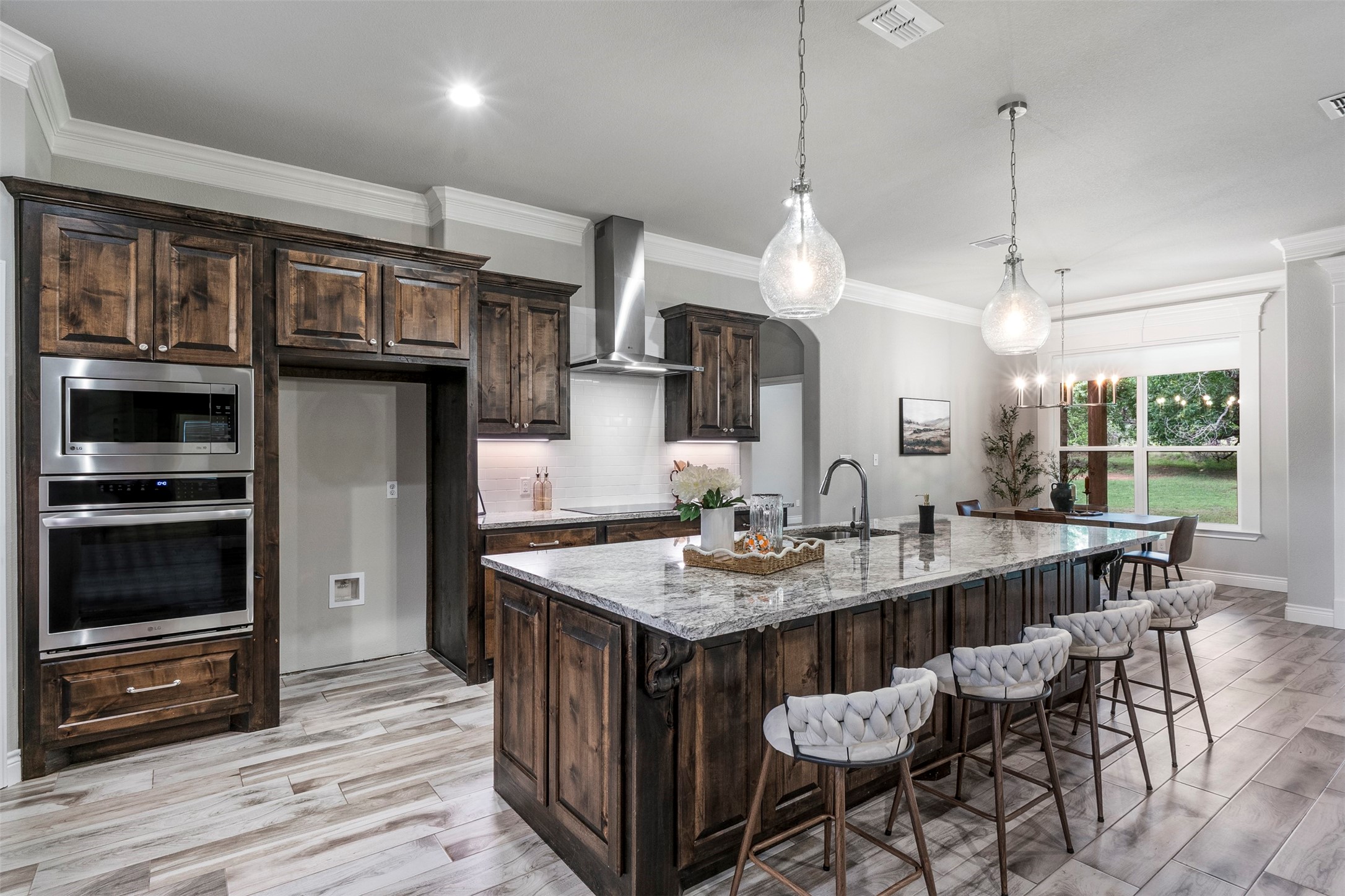 10301 Ravenswood Road Granbury TX 76049
