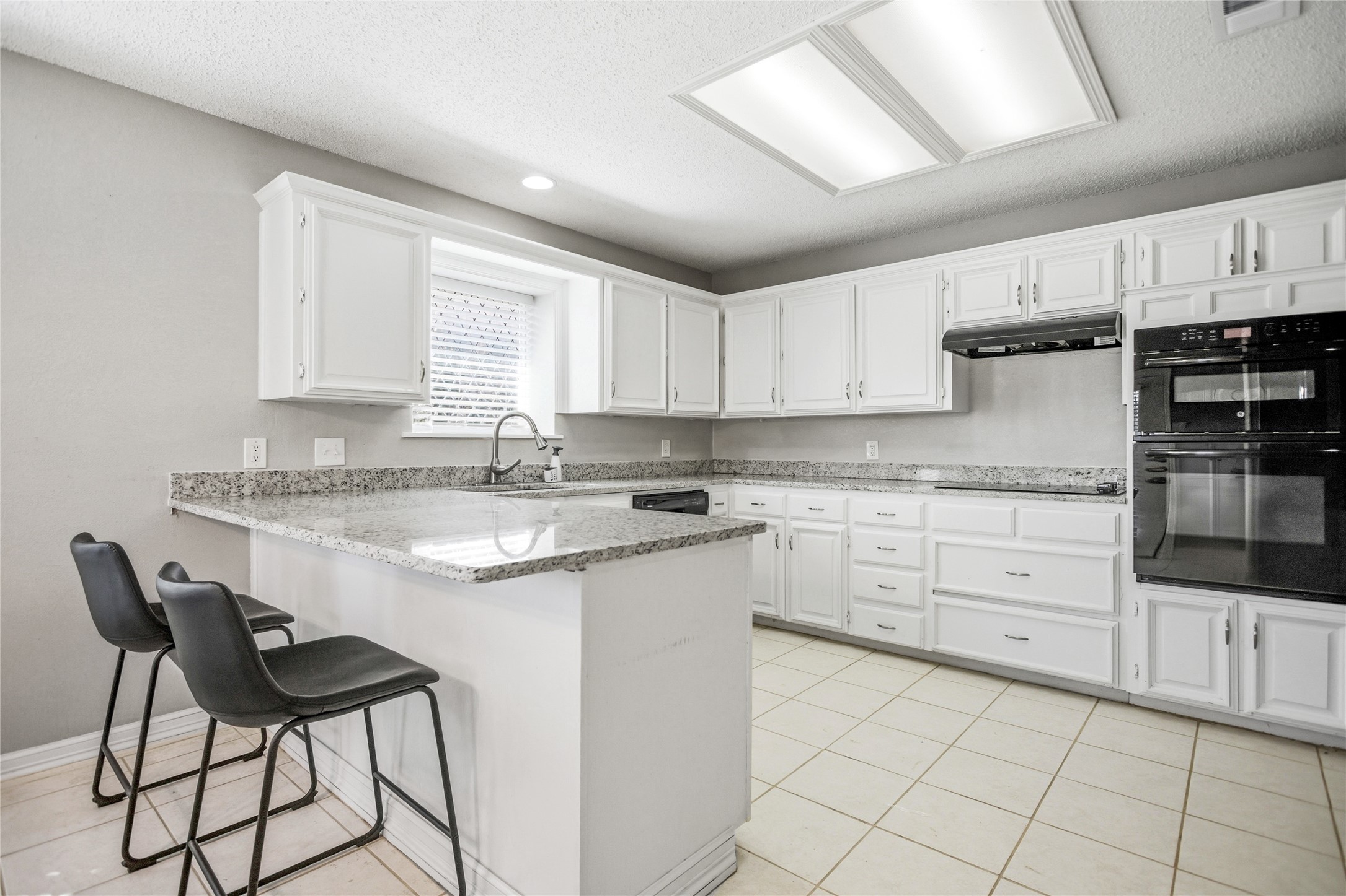 6009 Kenilworth Drive Arlington TX 76001