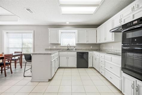 6009 Kenilworth Drive Arlington TX 76001