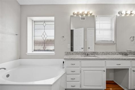 6009 Kenilworth Drive Arlington TX 76001
