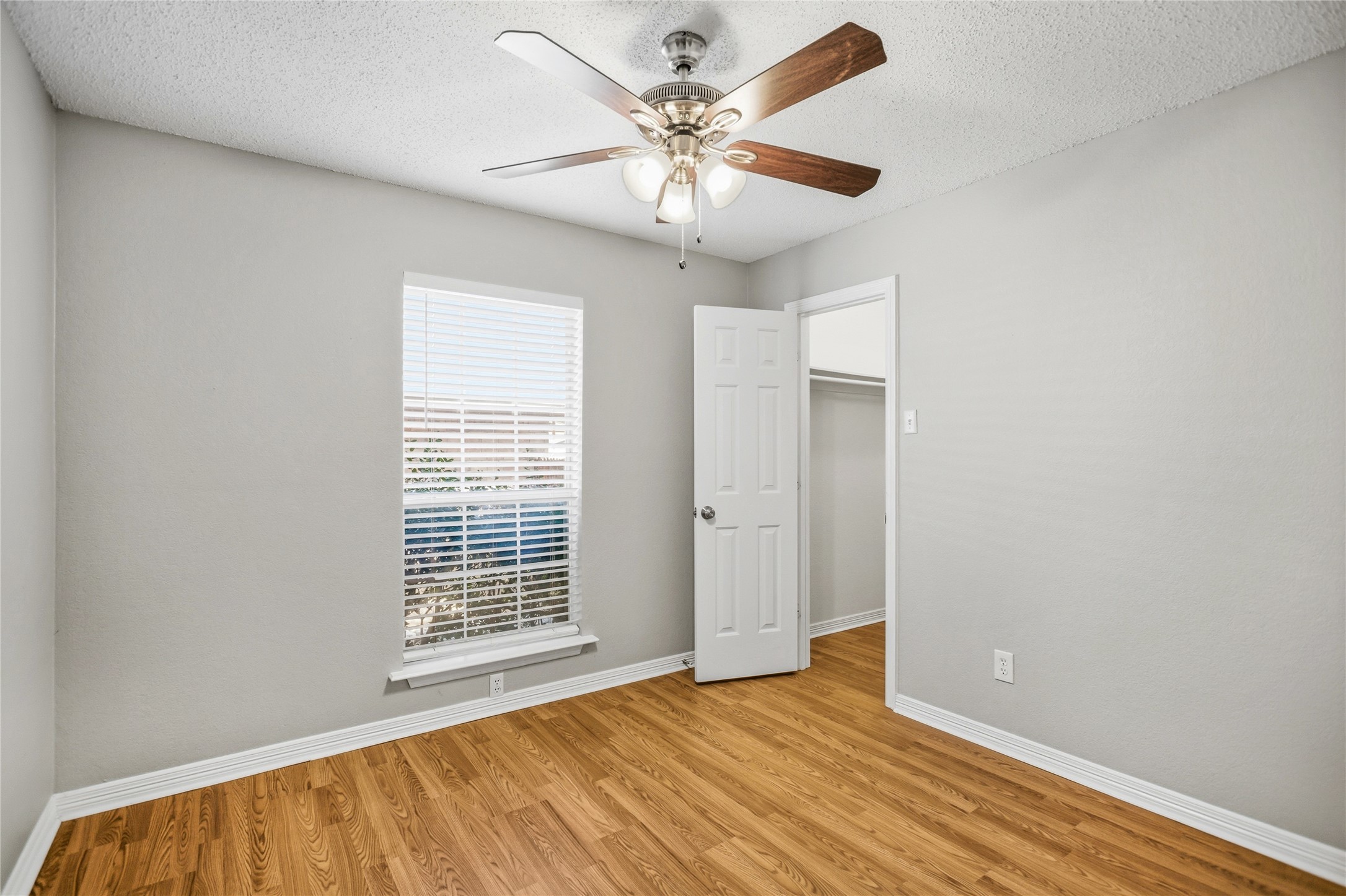 6009 Kenilworth Drive Arlington TX 76001