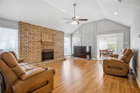 6009 Kenilworth Drive Arlington TX 76001