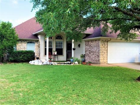 1515 Clover Lane Granbury TX 76048