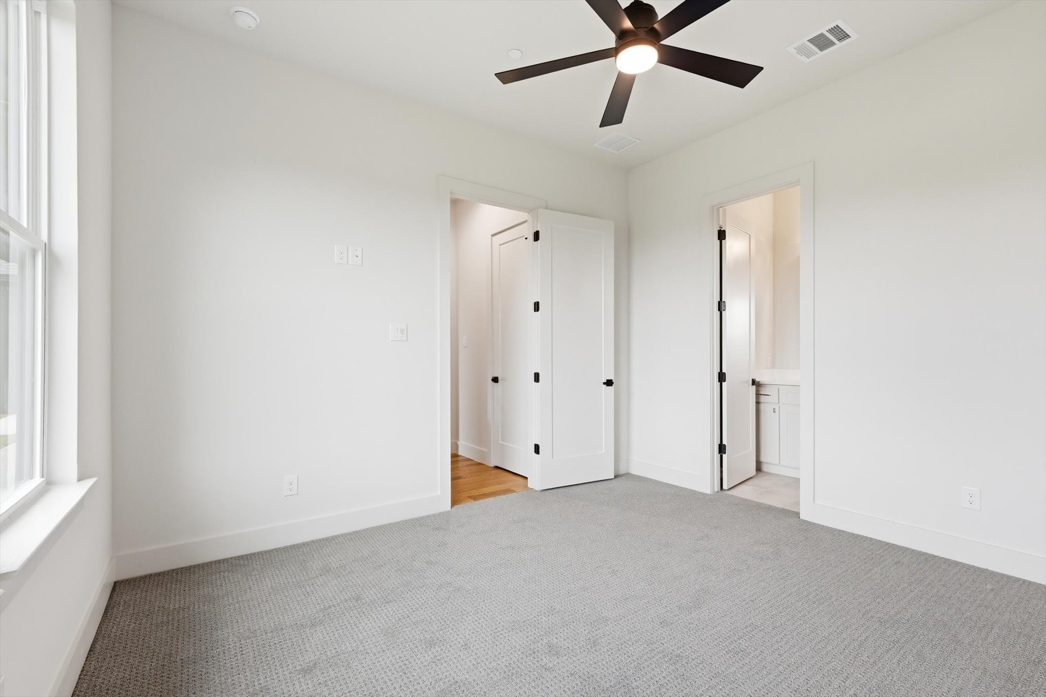 449 Whispering Way Red Oak TX 75154