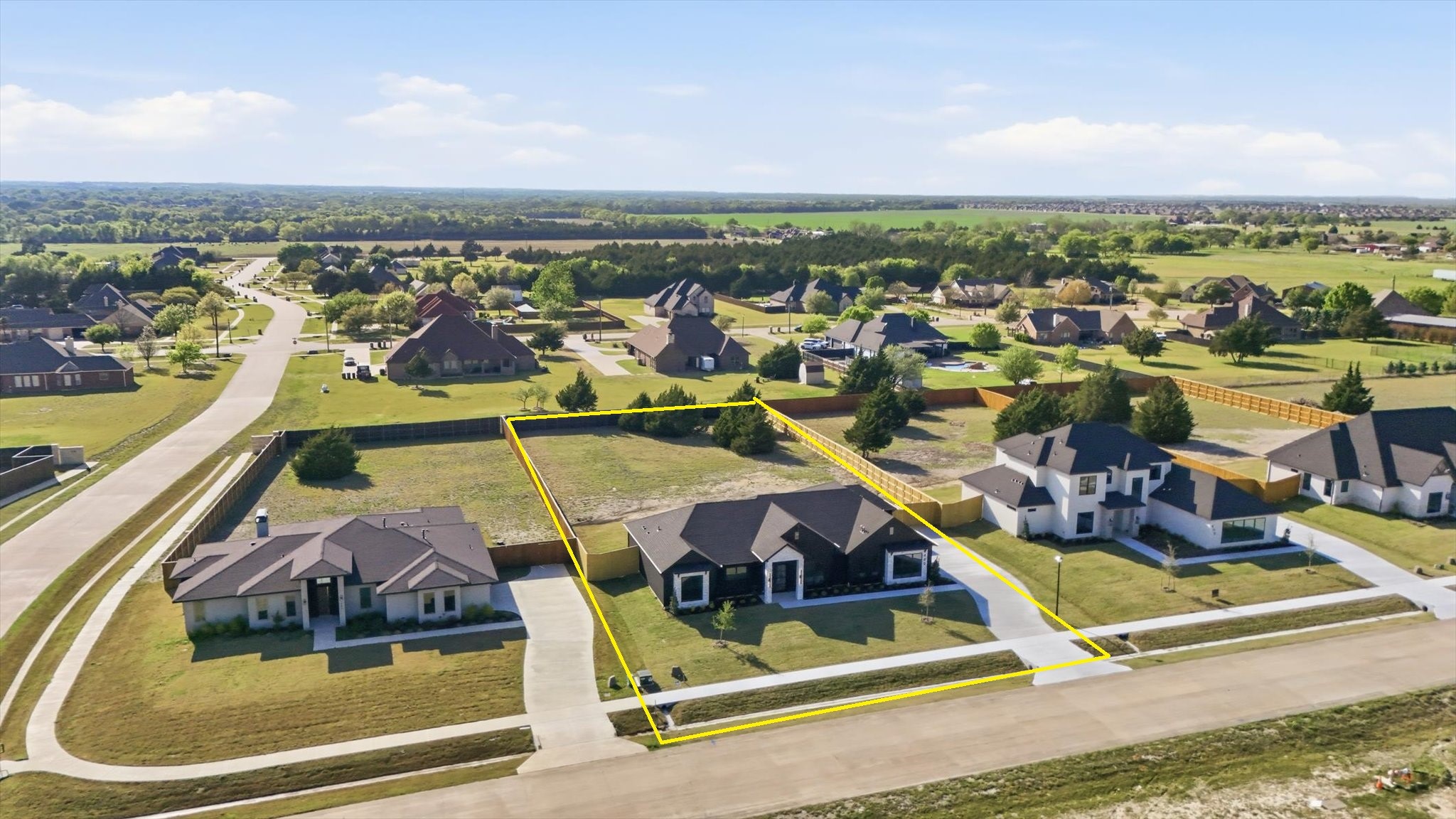 449 Whispering Way Red Oak TX 75154
