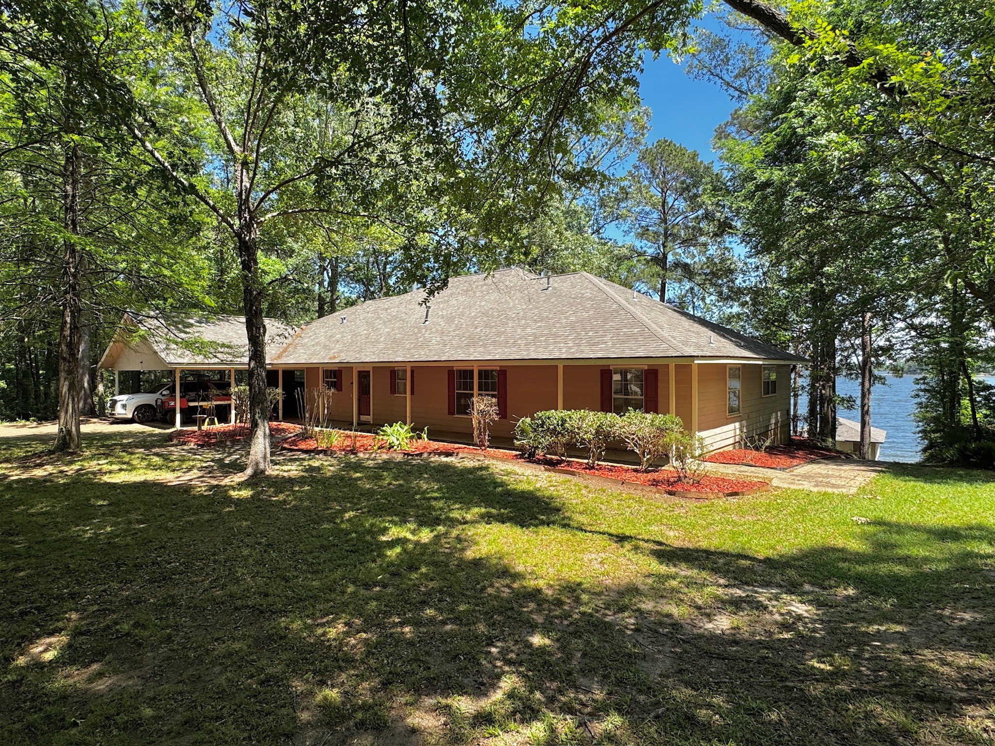140 Eastwood Drive Milam TX 75959