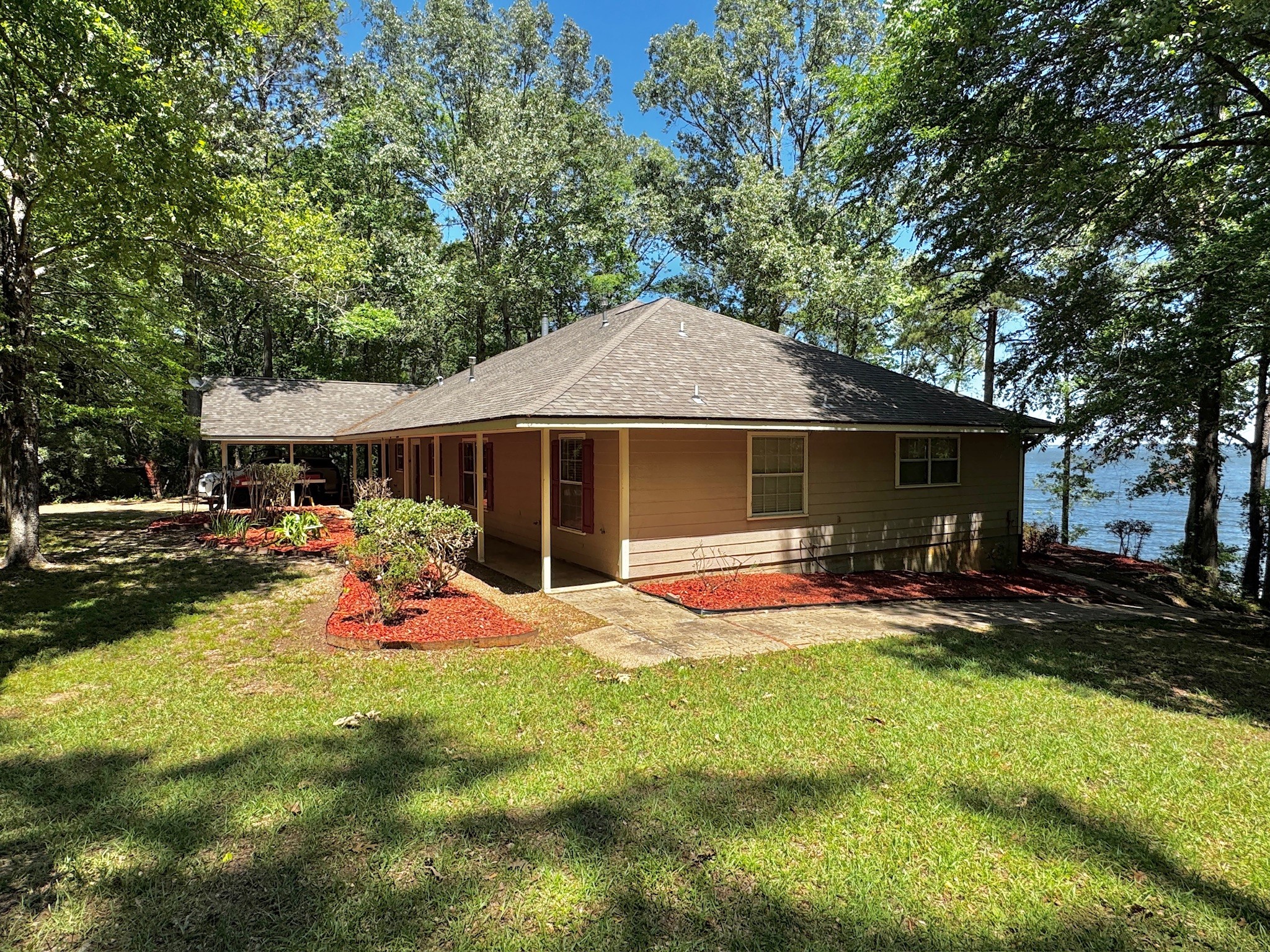 140 Eastwood Drive Milam TX 75959