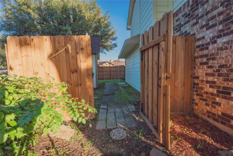 593 King Circle Lewisville TX 75067
