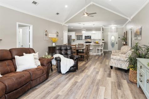 127 Rueda Encina Street Gun Barrel City TX 75156