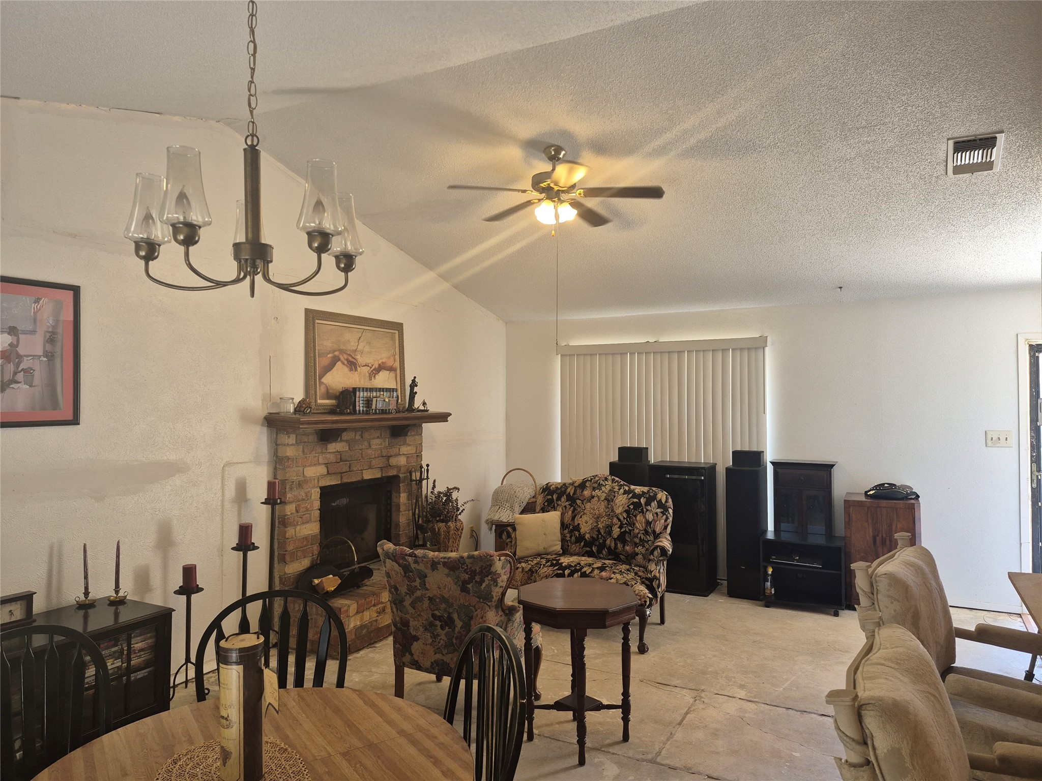 1801 Country Lane Arlington TX 76018