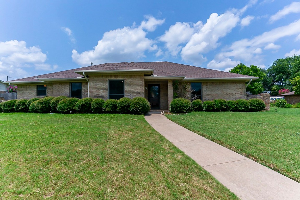 707 Corinthian Place Duncanville TX 75137