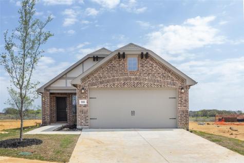 905 King Street Aubrey TX 76227