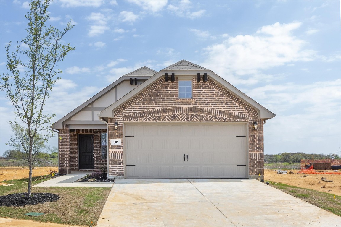 905 King Street Aubrey TX 76227