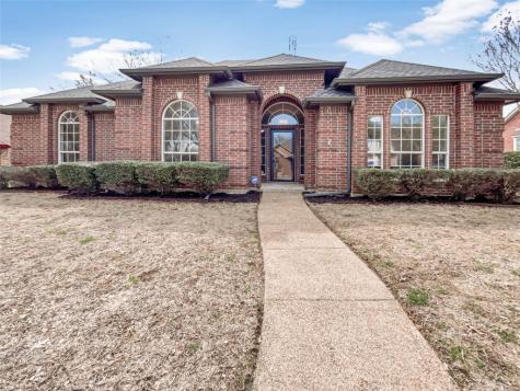 1920 Tewa Trail Desoto TX 75115