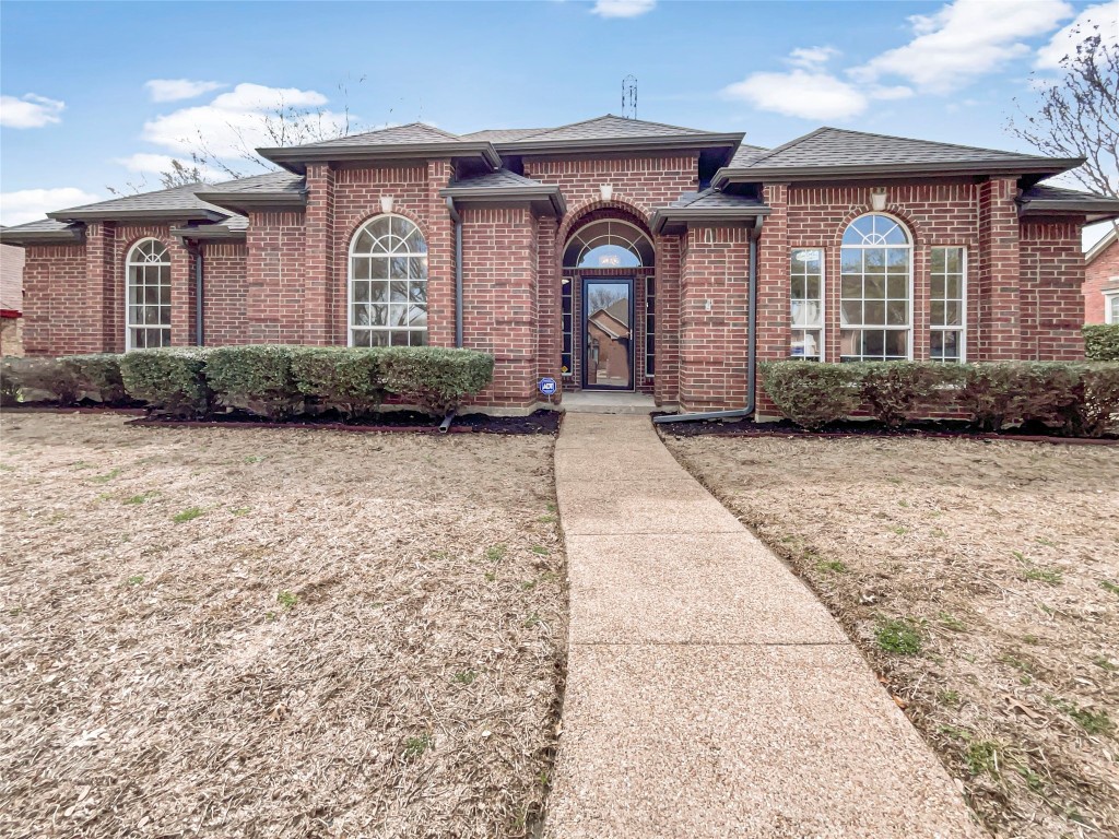 1920 Tewa Trail Desoto TX 75115
