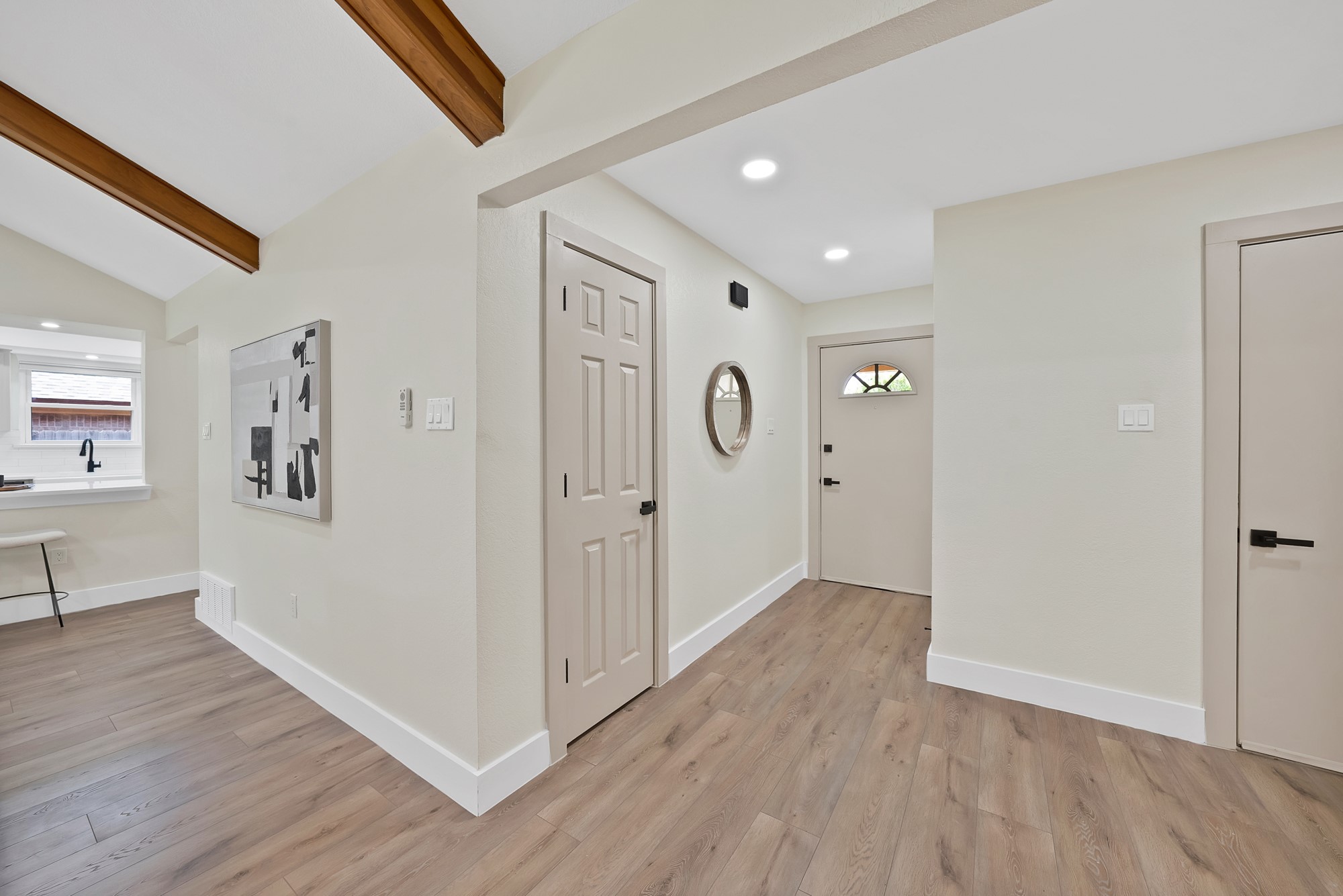 929 Thistle Ridge Lane Arlington TX 76017