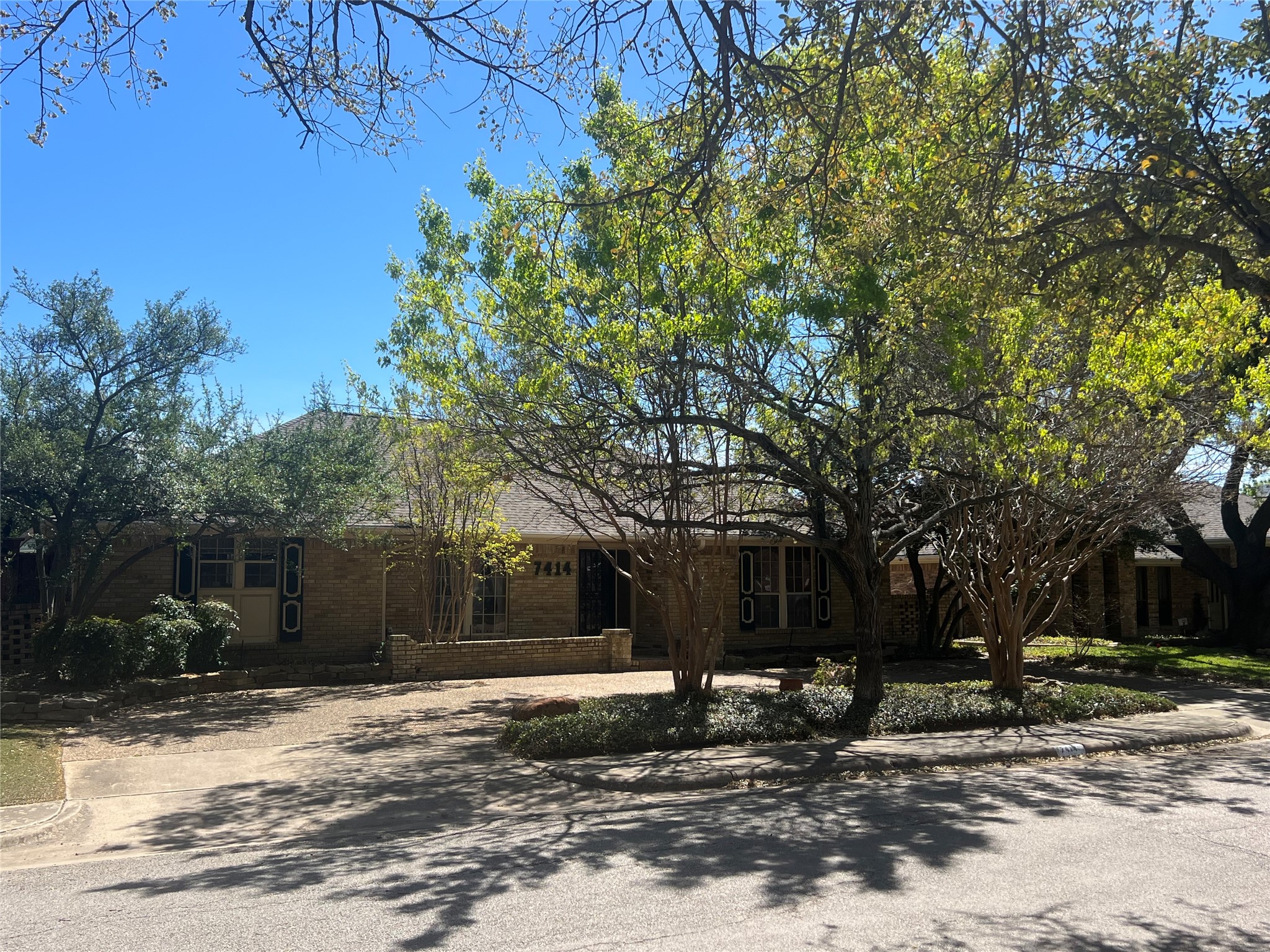 7414 Rustic Valley Drive Dallas TX 75248