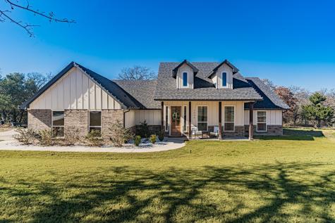 1008 Leo Lane Poolville TX 76487