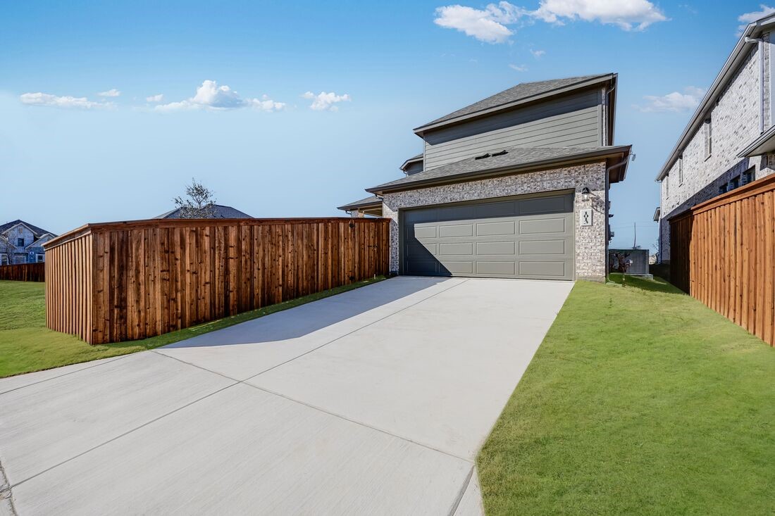 1013 Fallow Lane Celina TX 75009