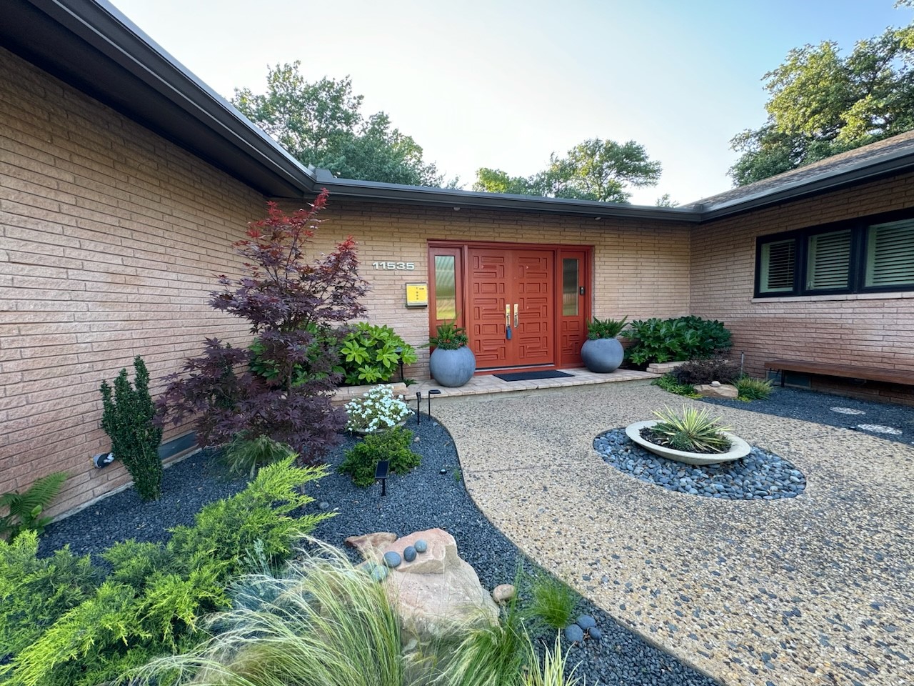 11535 Saint Michaels Drive Dallas TX 75230