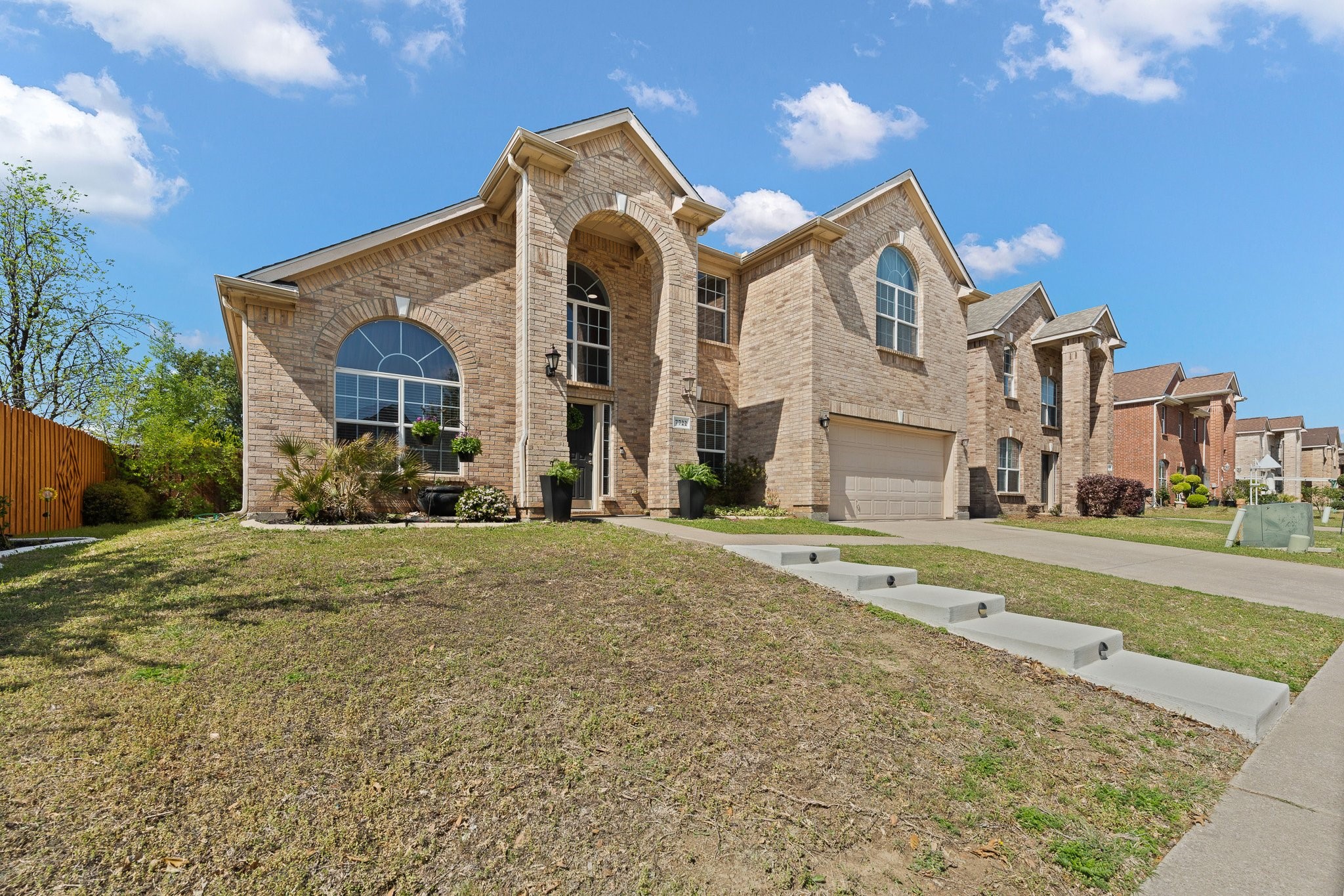 7722 Labrador Drive Arlington TX 76002
