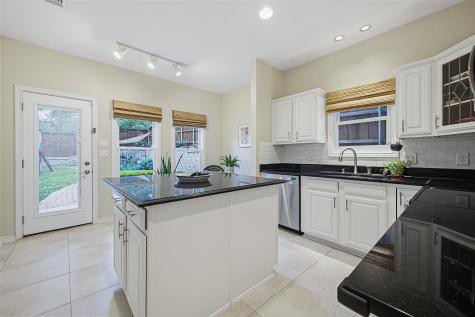 1123 Clermont Avenue Dallas TX 75223