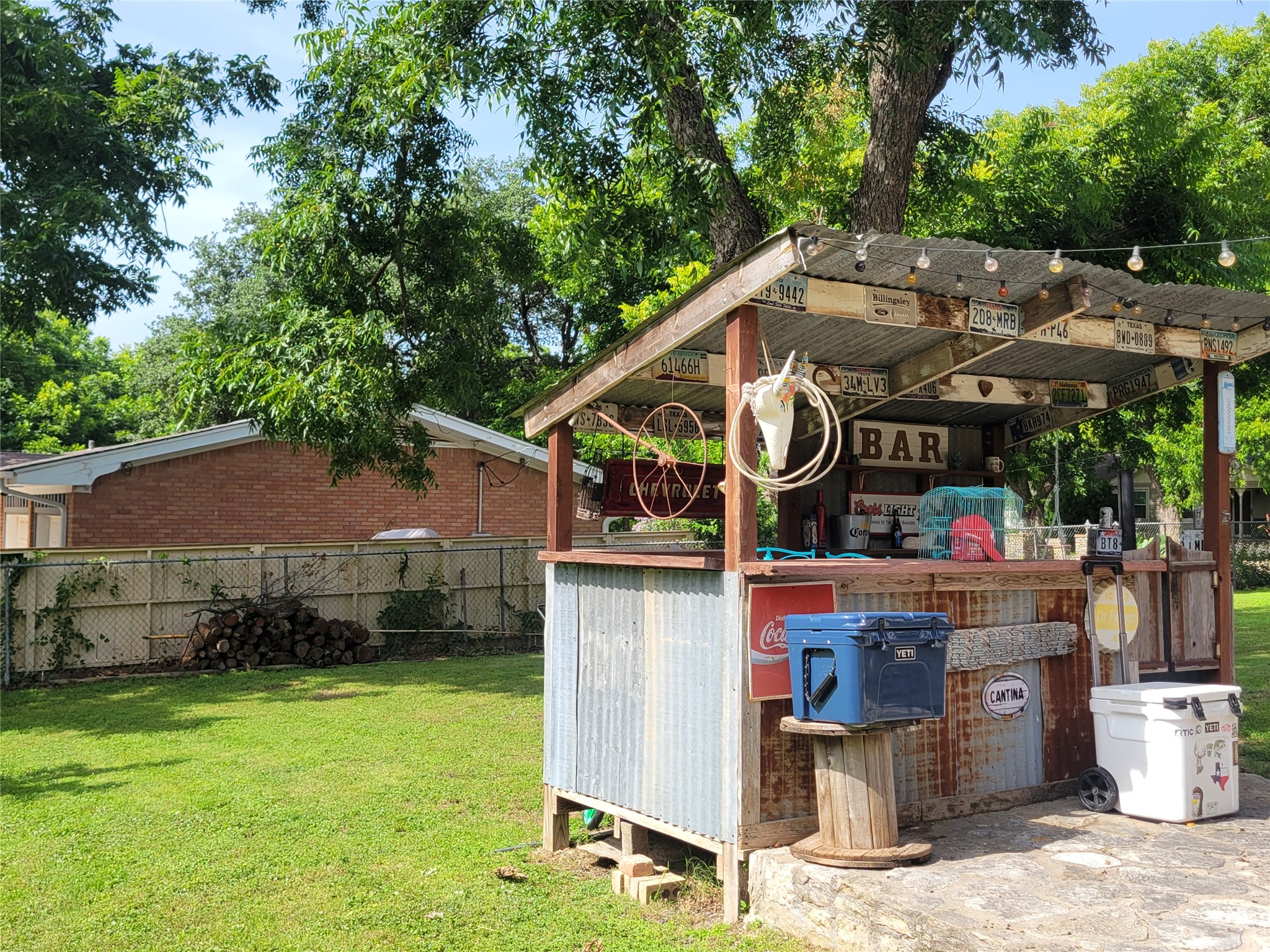 706 W Wrights Avenue Comanche TX 76442