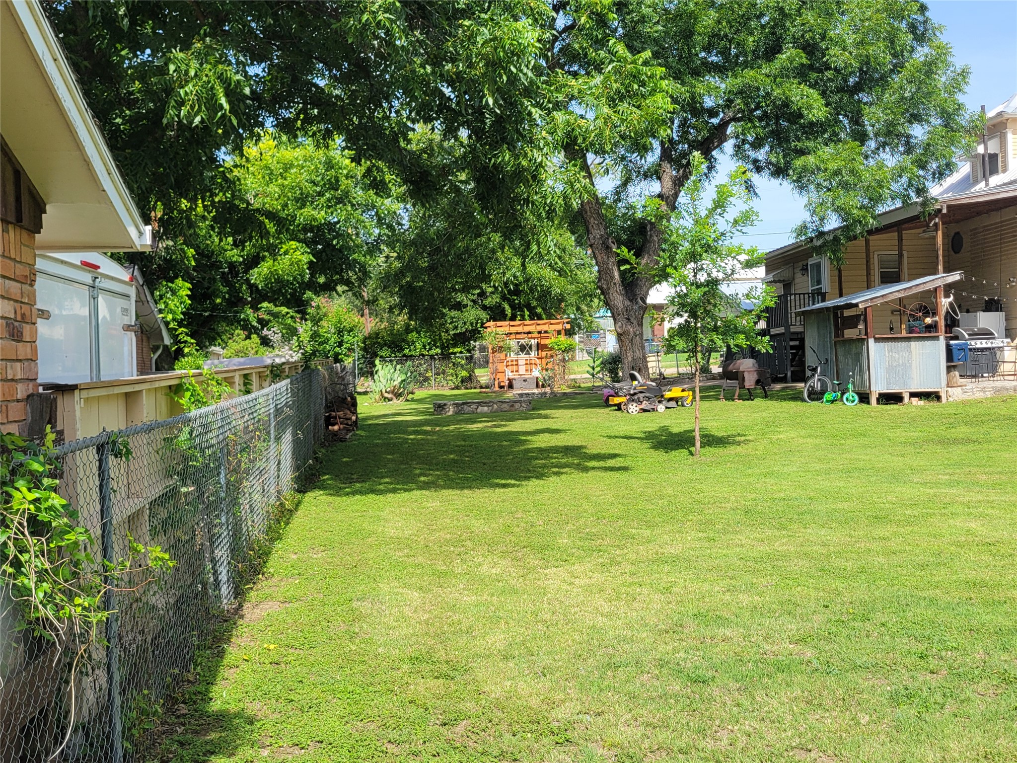 706 W Wrights Avenue Comanche TX 76442