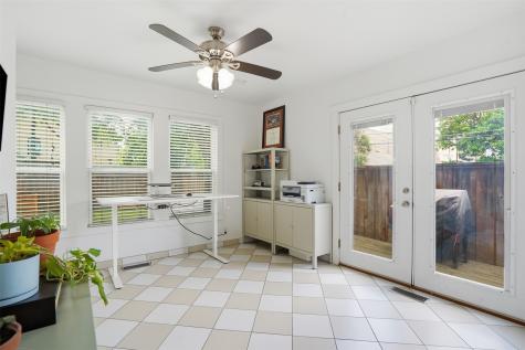 5333 El Campo Avenue Fort Worth TX 76107