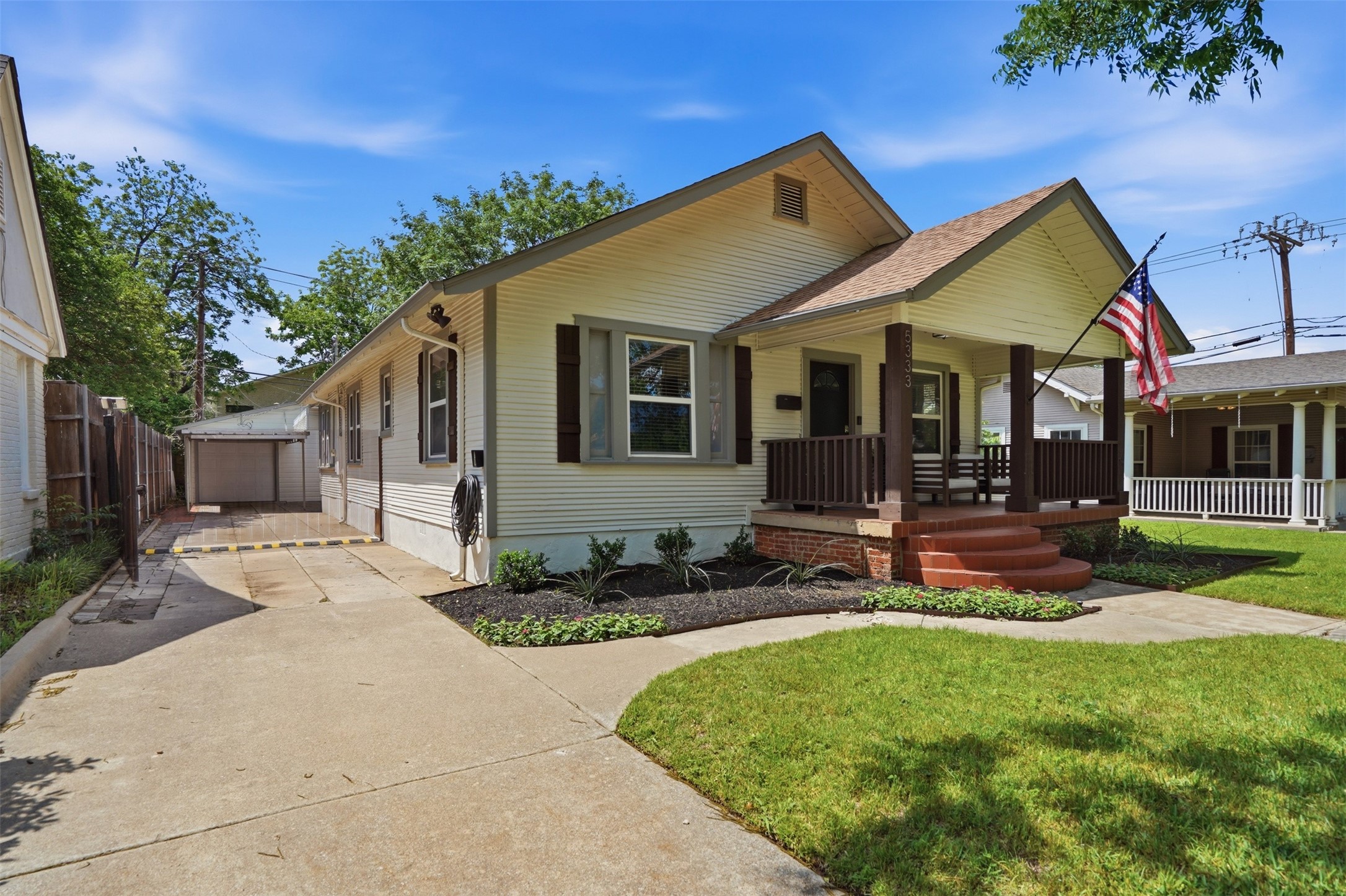 5333 El Campo Avenue Fort Worth TX 76107