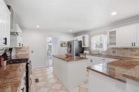 5333 El Campo Avenue Fort Worth TX 76107