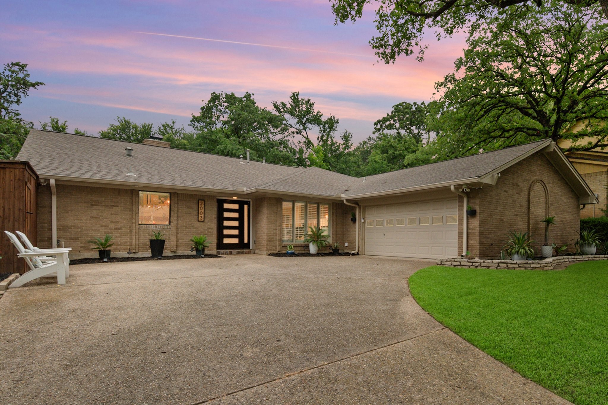2003 Park Hill Drive Arlington TX 76012