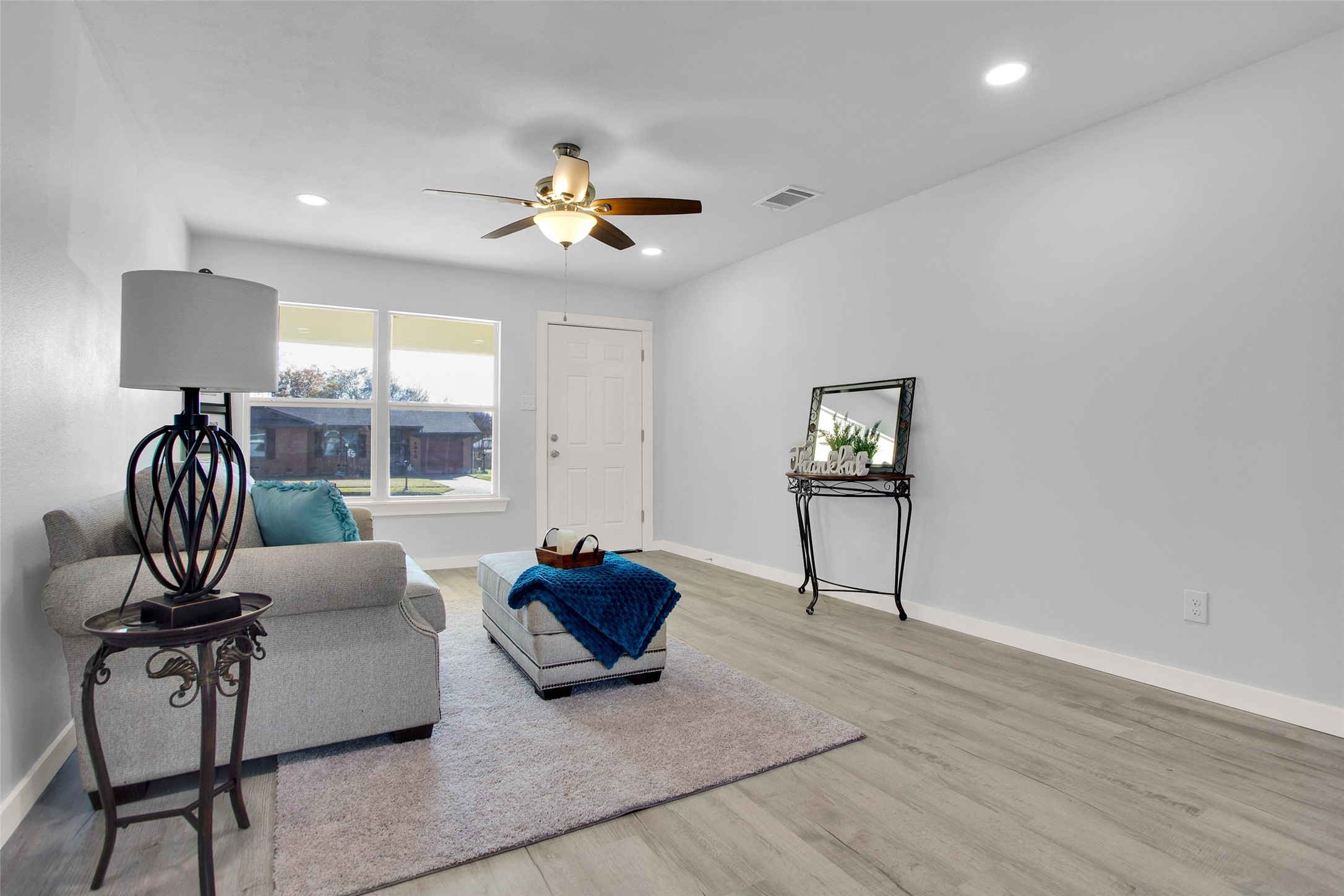 1809 W College Street Sherman TX 75092