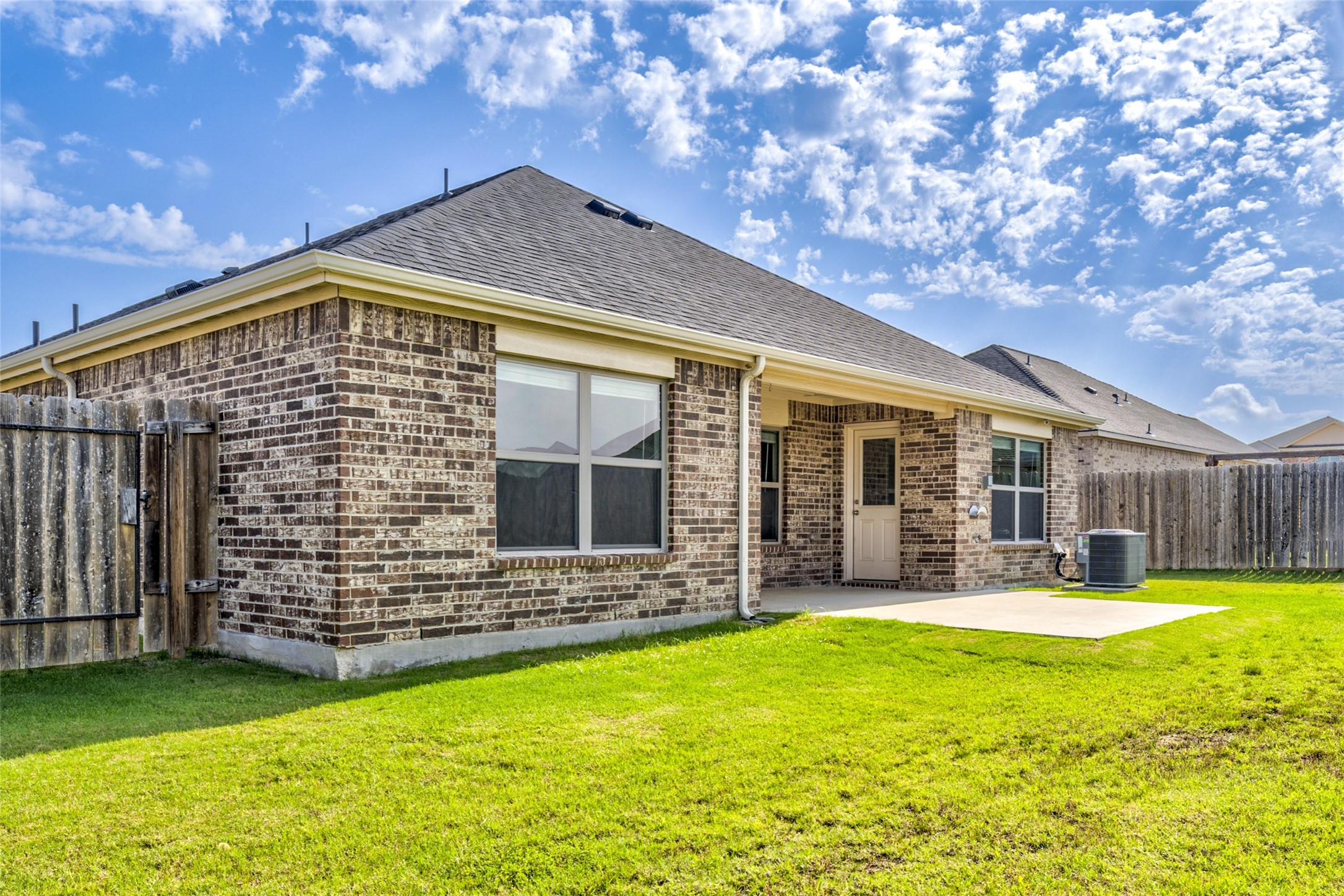 4014 Lakeview Drive Sanger TX 76266