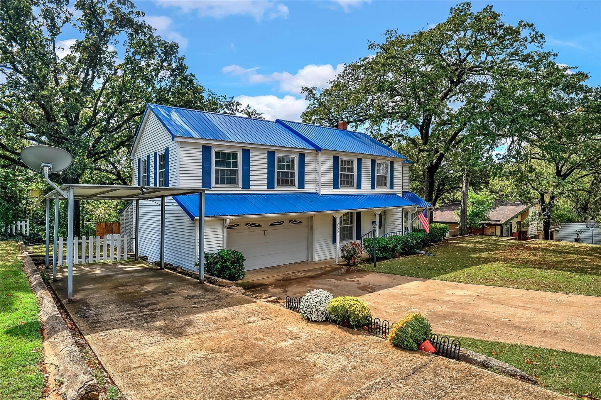 1208 W Hull Street Denison TX 75020