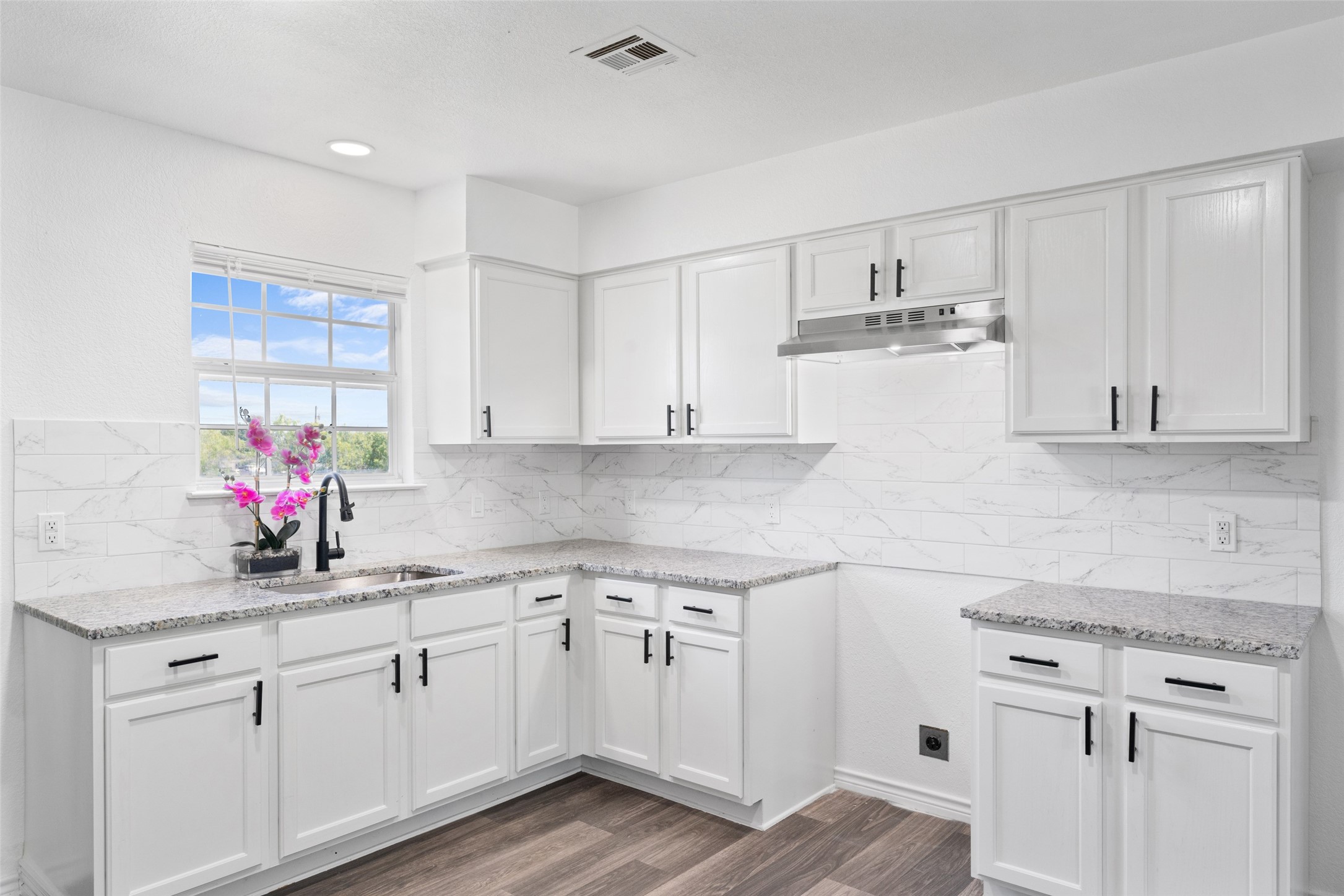 422 Mark Street Hillsboro TX 76645