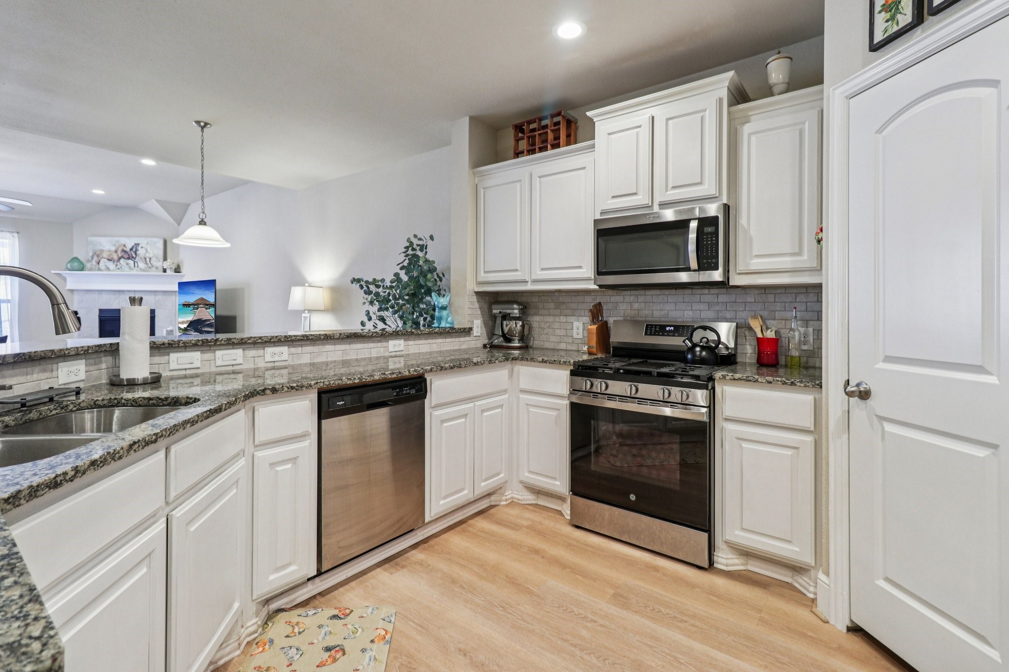 5616 Broad Bay Lane Fort Worth TX 76179