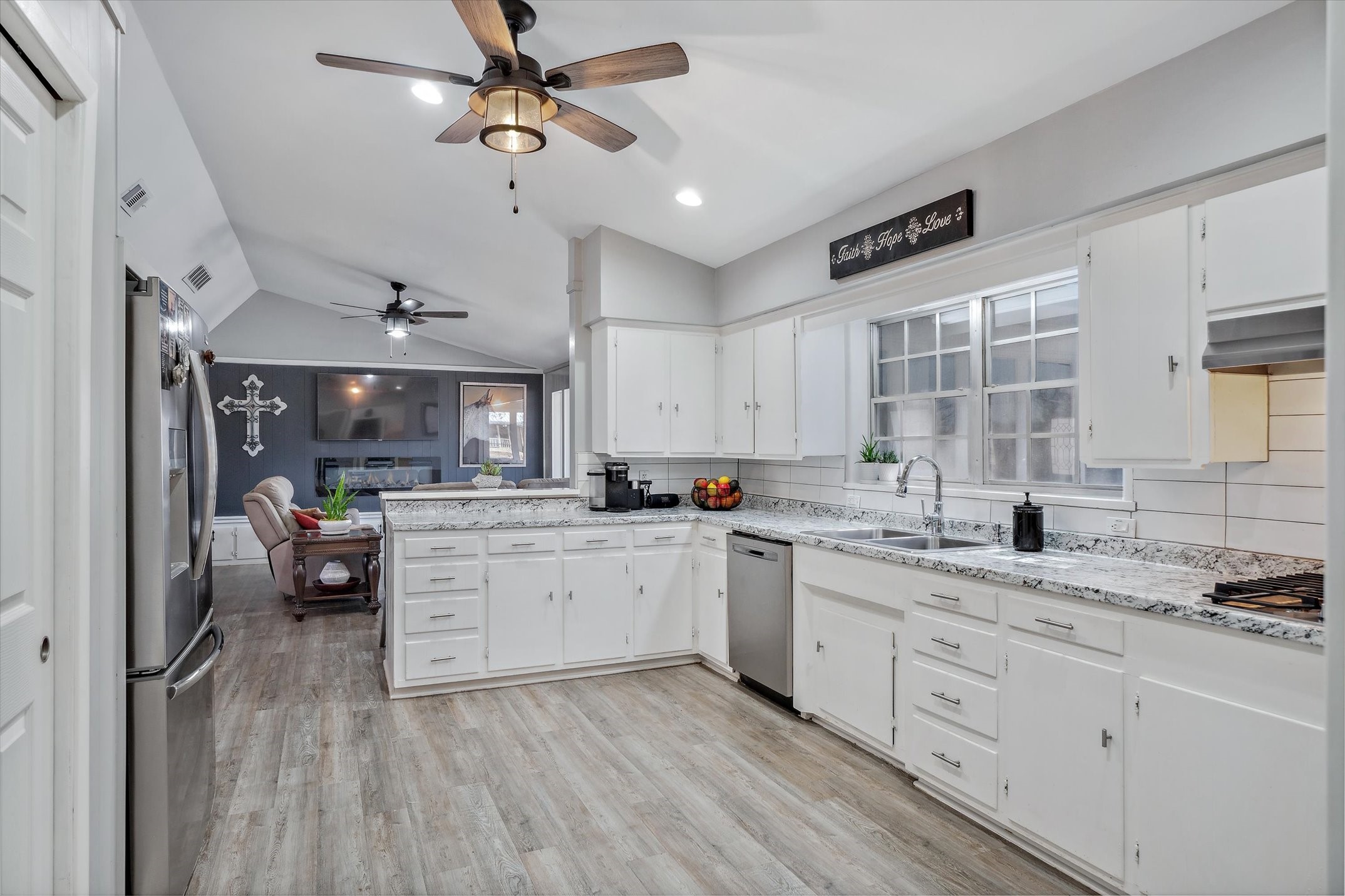 103 Brandon Edgewood TX 75117