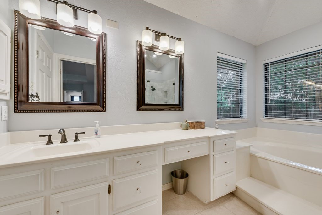 848 Nueces Trail Midlothian TX 76065