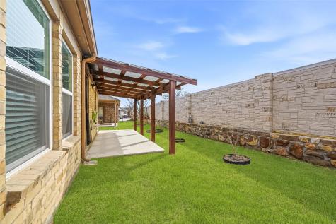 200 Sleepy Willow Lane Mckinney TX 75071
