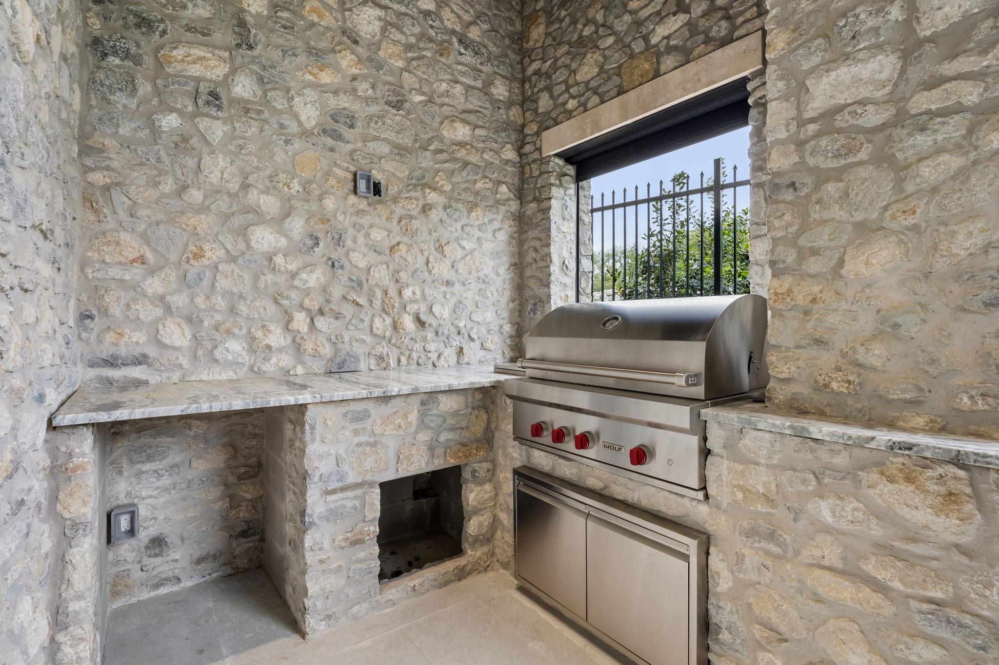 15 Catalonia Court Westlake TX 76262