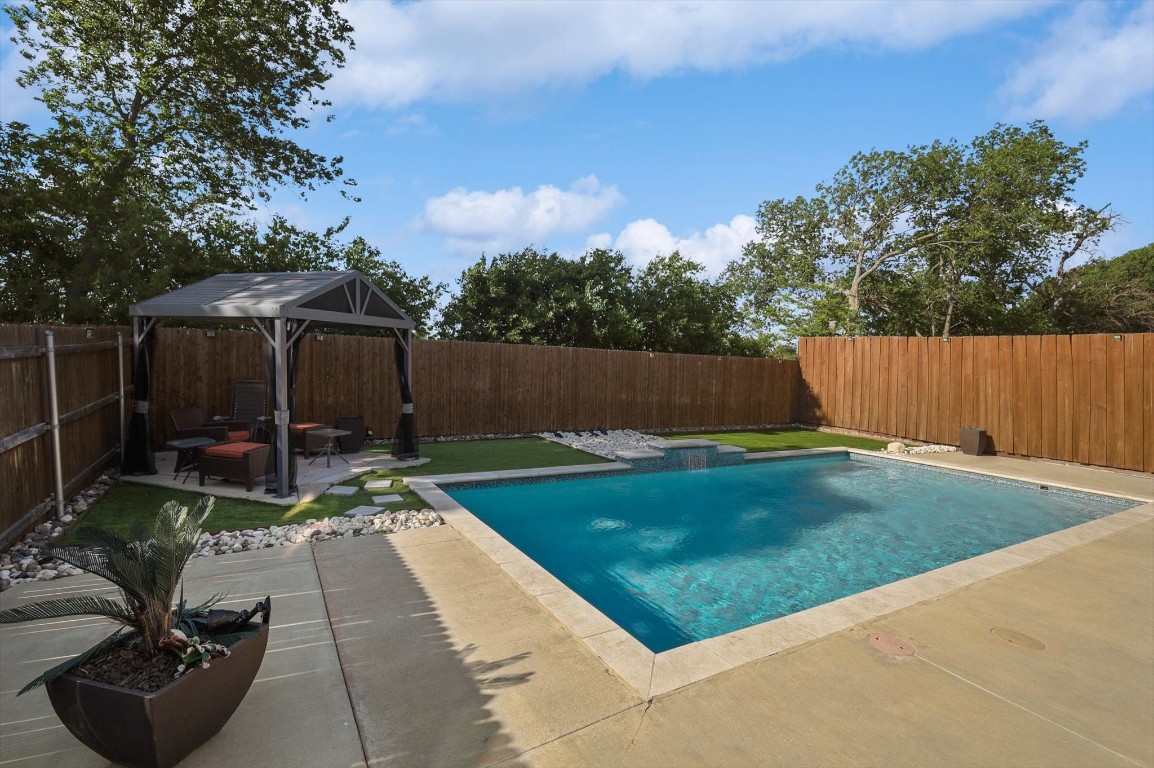 2432 Whispering Pines Drive Fort Worth TX 76177