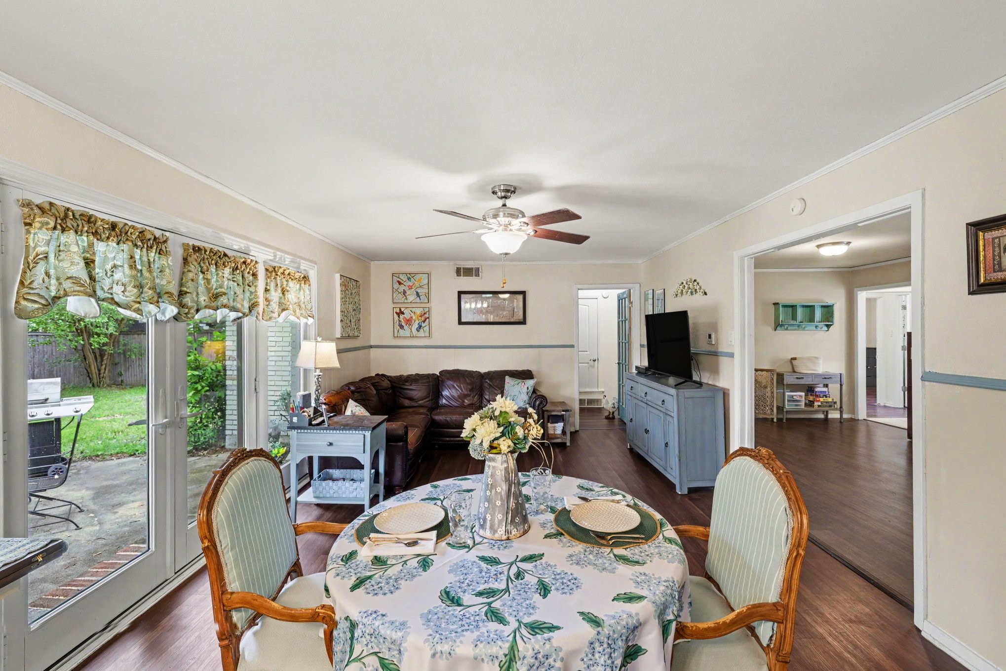 209 Linda Lane Irving TX 75062