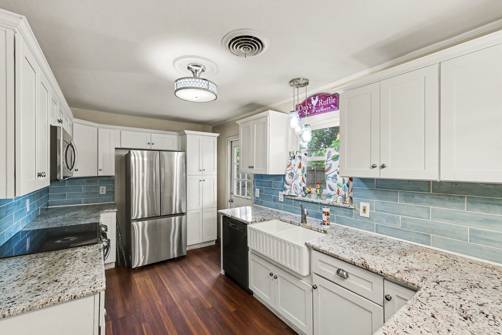209 Linda Lane Irving TX 75062