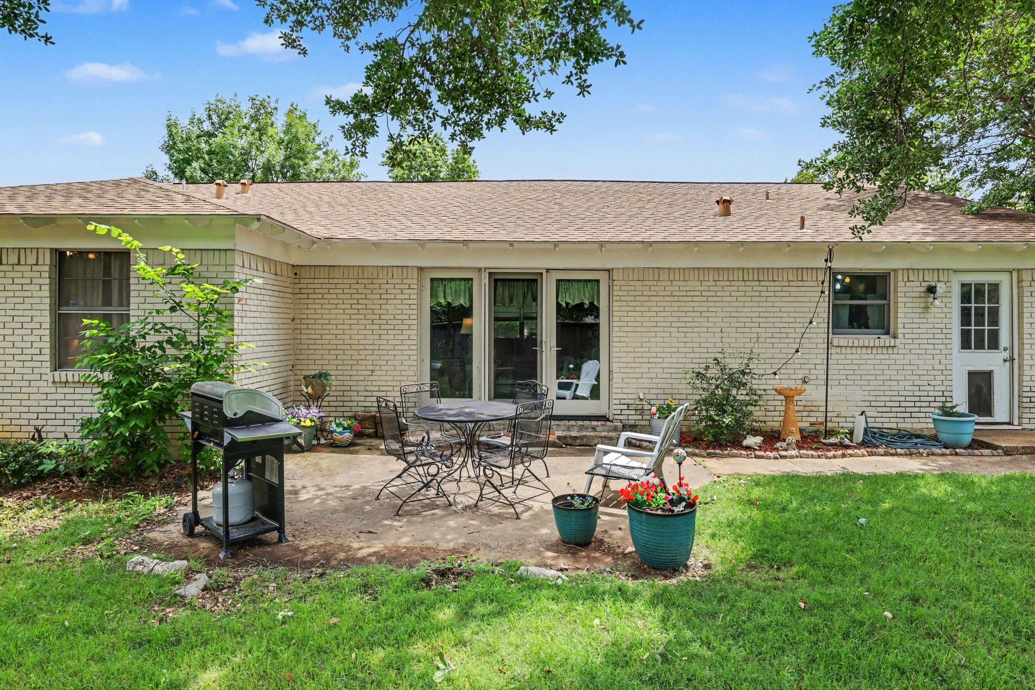 209 Linda Lane Irving TX 75062